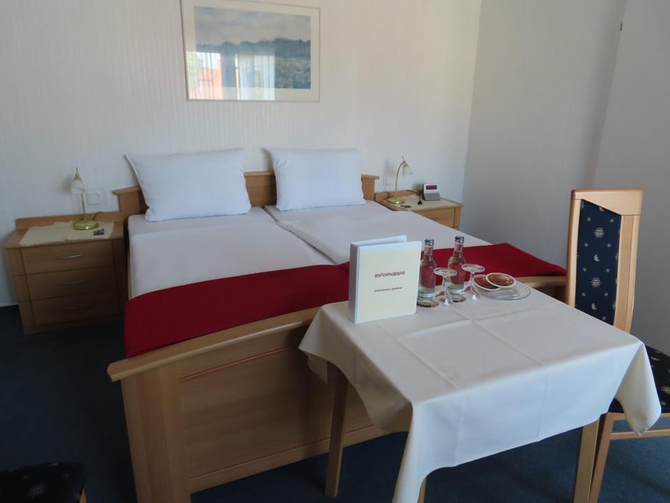 Free cribs/infant beds, free WiFi, bed sheets