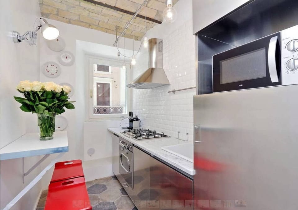 Apartment, 1 Bedroom, Non Smoking | Private kitchenette | Full-size fridge, microwave, oven, stovetop