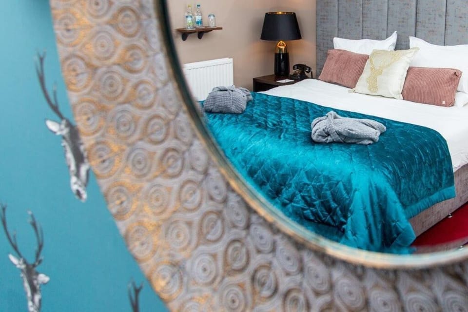 Deluxe Room, 1 Double Bed, Non Smoking, Balcony (with Sofabed) | Premium bedding, desk, blackout drapes, iron/ironing board (on request)