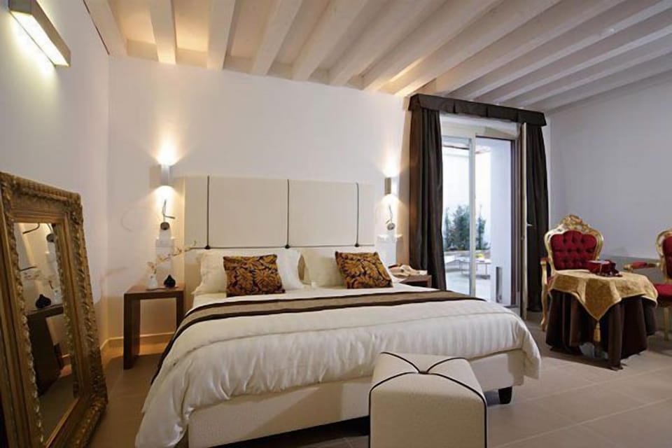 Superior Quadruple Room, Canal View | View from room