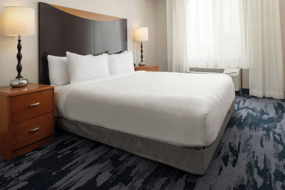 Studio, 1 King Bed with Sofa bed | In-room safe, desk, iron/ironing board, free cribs/infant beds