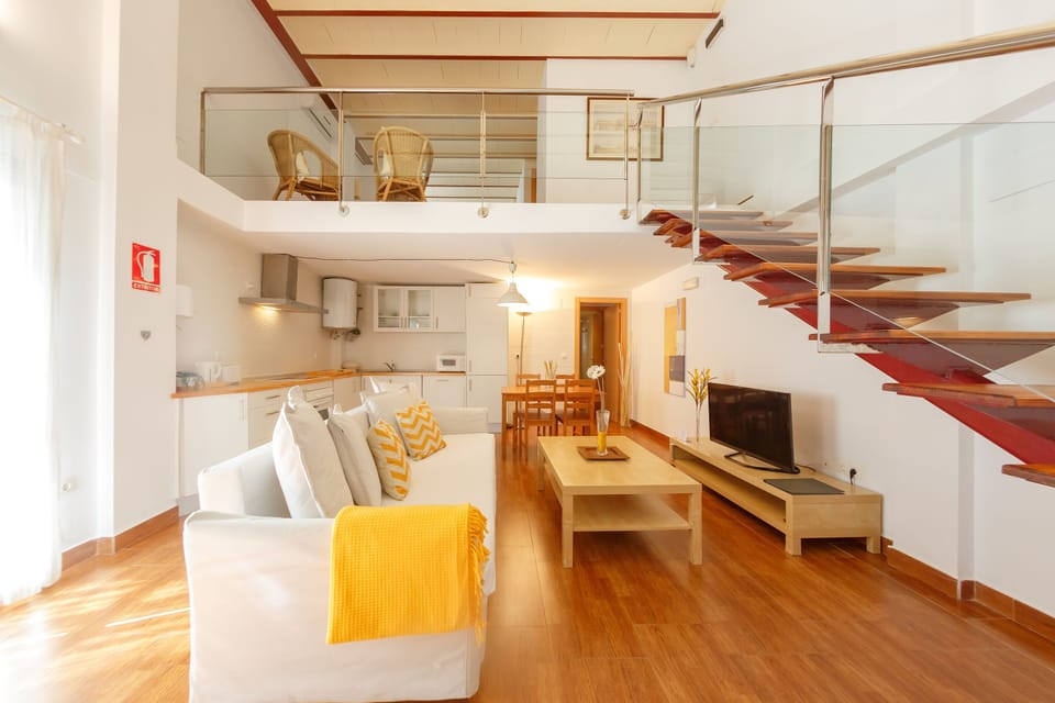 Duplex, 2 Bedrooms | Living area | 40-inch flat-screen TV with digital channels, TV