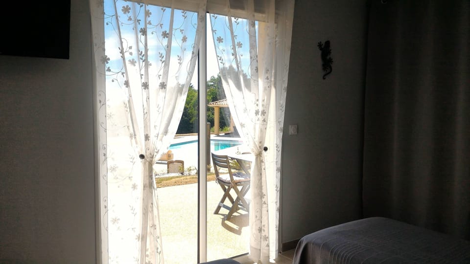 Twin Room (Preambule) | Individually decorated, individually furnished, desk, laptop workspace