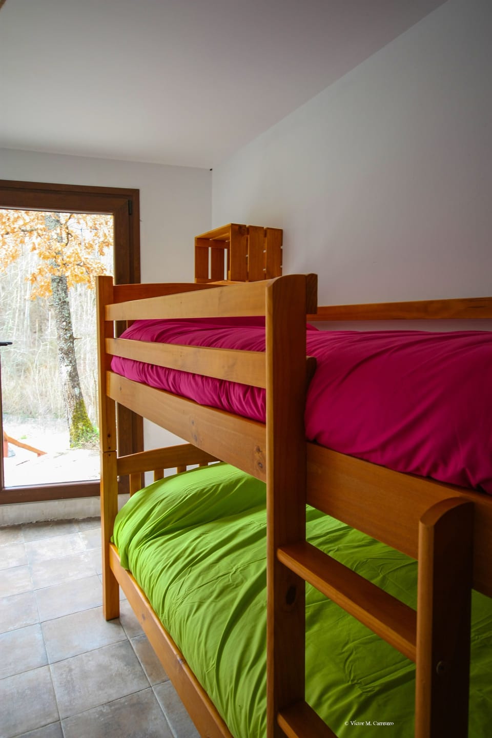 Room (2)