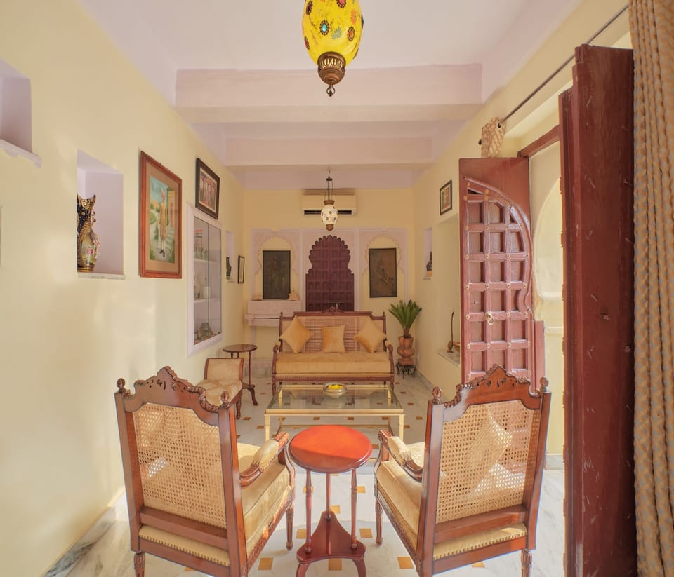Fort Dhariyawad Heritage Hotel Udaipur Hotel in Rajasthan