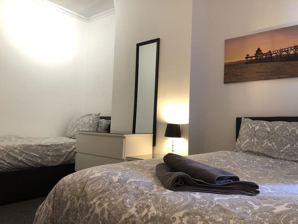 Ruskin Place Apartment in Crewe
