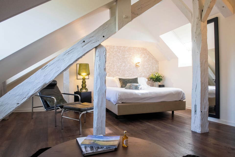 Superior Room | Pillowtop beds, minibar, desk, laptop workspace