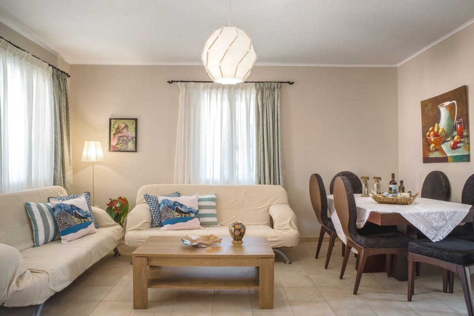 Villa Provenza Villa in Peloponnese, Western Greece and the Ionian