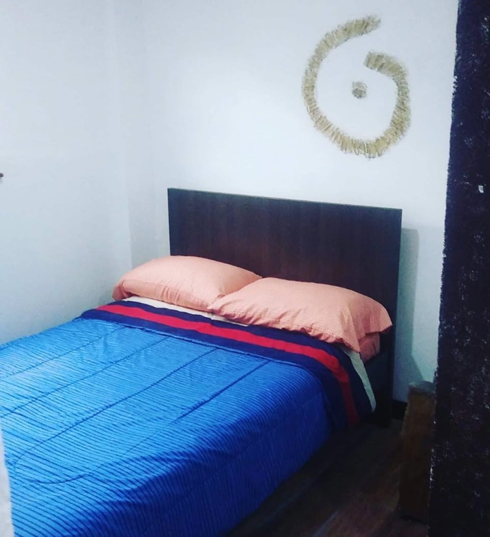 1 bedroom, premium bedding, minibar, desk