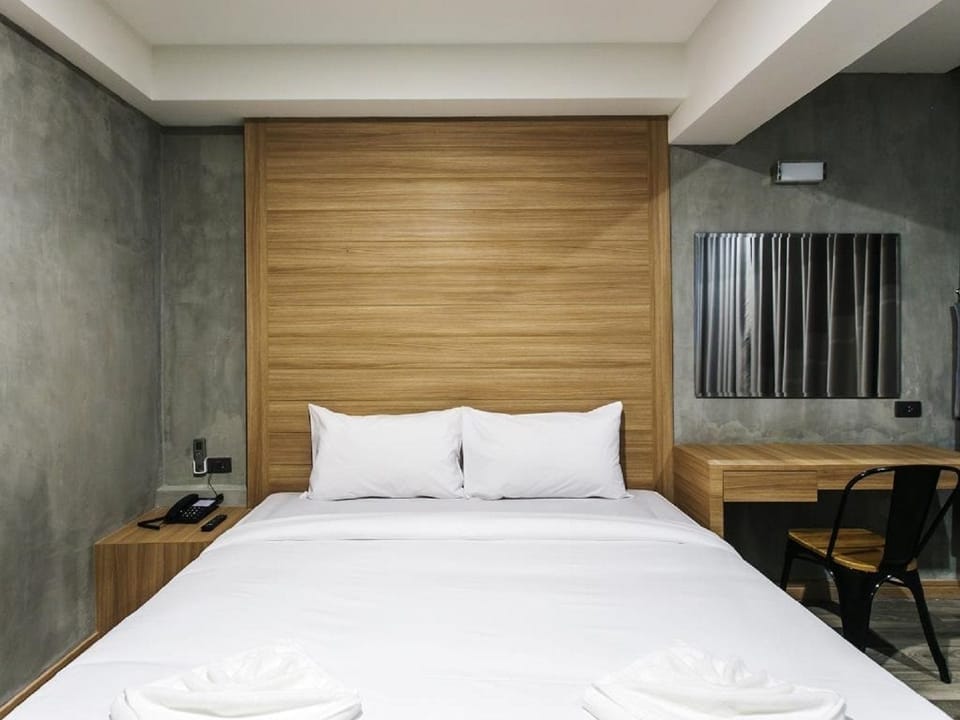 Deluxe Double Room | In-room safe, free WiFi
