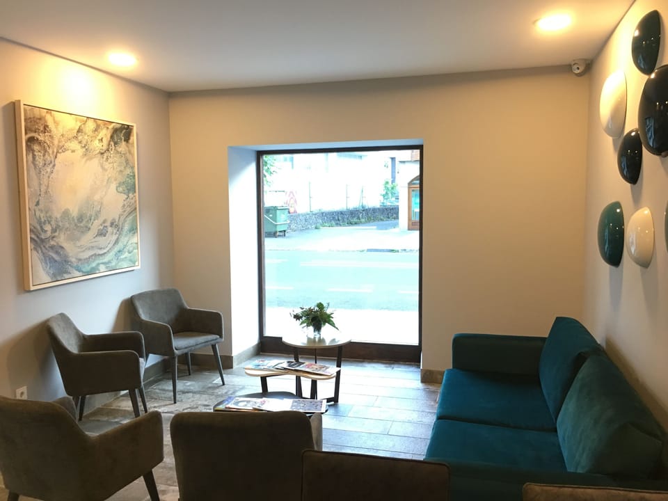 Reception hall