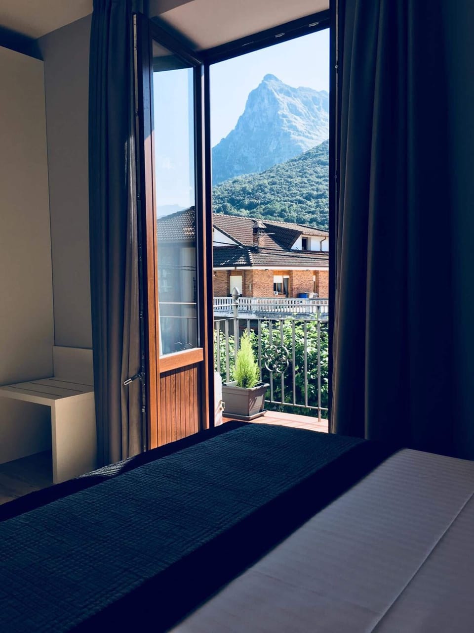 In-room safe, desk, soundproofing, free WiFi