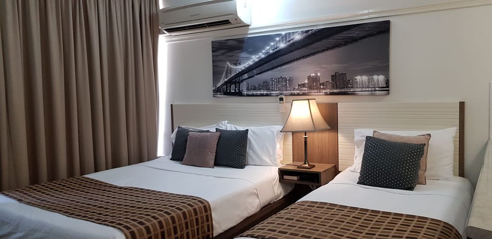 Pillowtop beds, in-room safe, desk, soundproofing