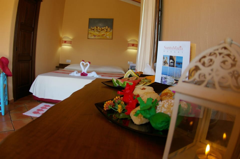 In-room safe, soundproofing, free WiFi, bed sheets