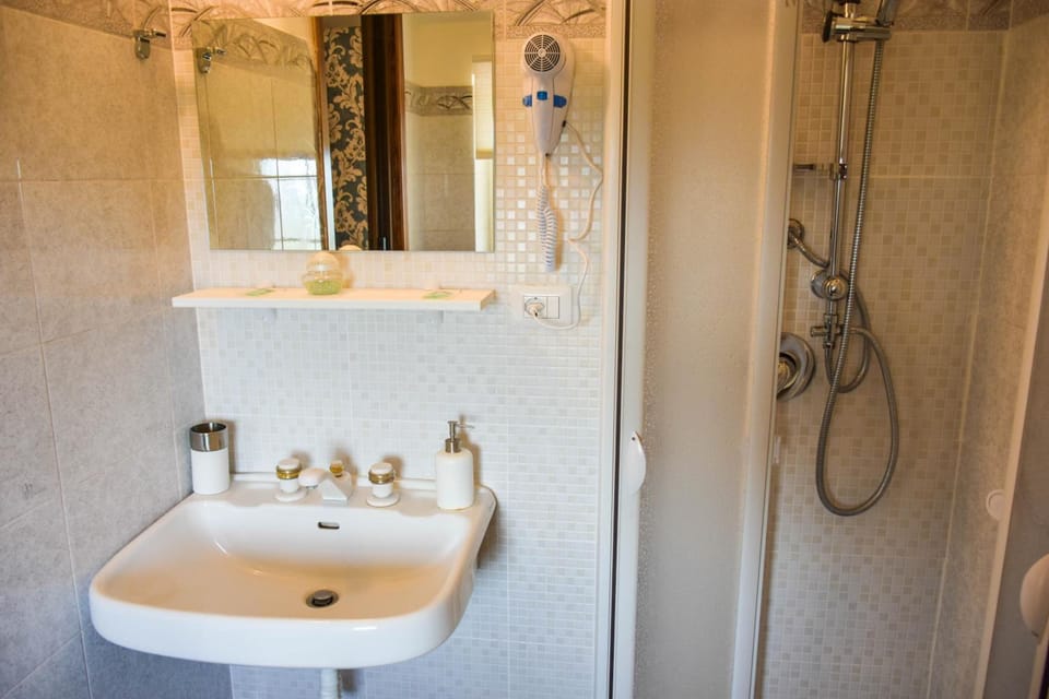 Free toiletries, hair dryer, bathrobes, bidet