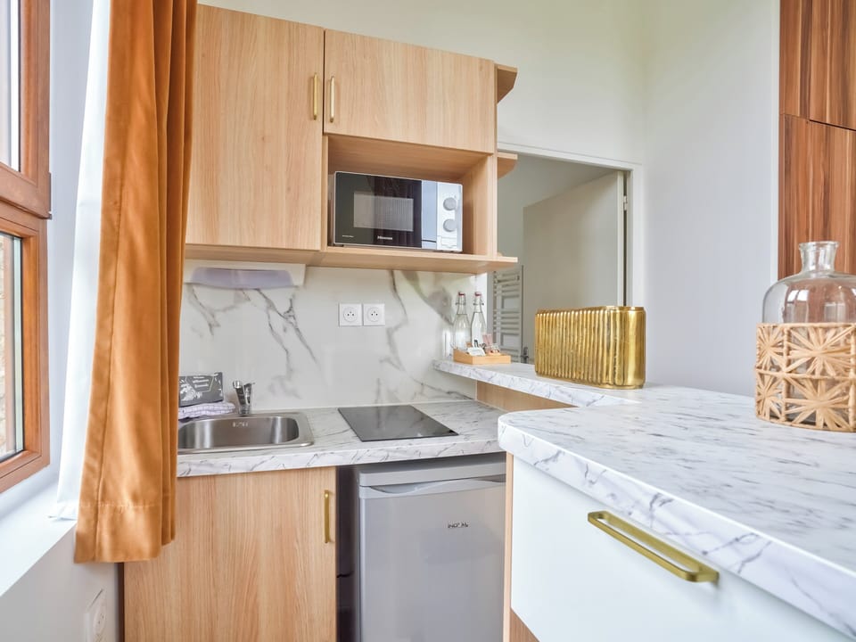 Private kitchenette