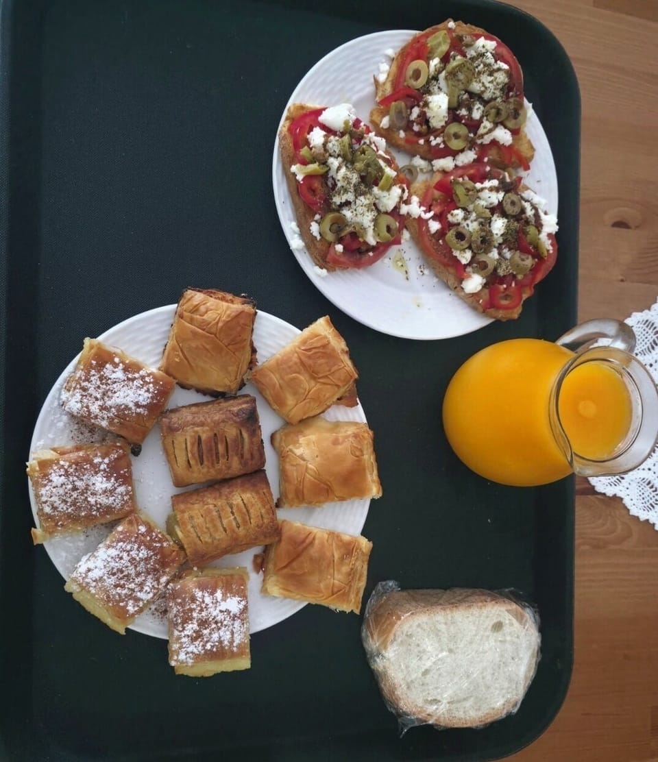 Breakfast meal