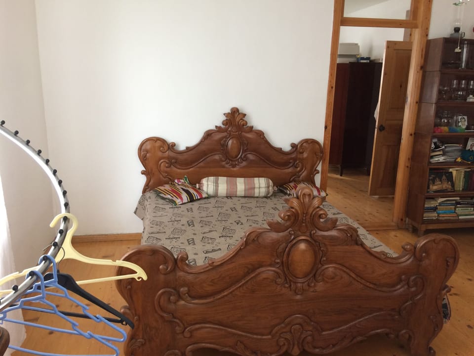 7 bedrooms, blackout drapes, iron/ironing board, free cribs/infant beds
