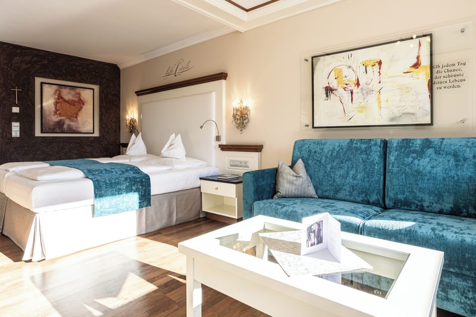 Junior Suite | Minibar, in-room safe, cribs (free), rollaway beds (surcharge)