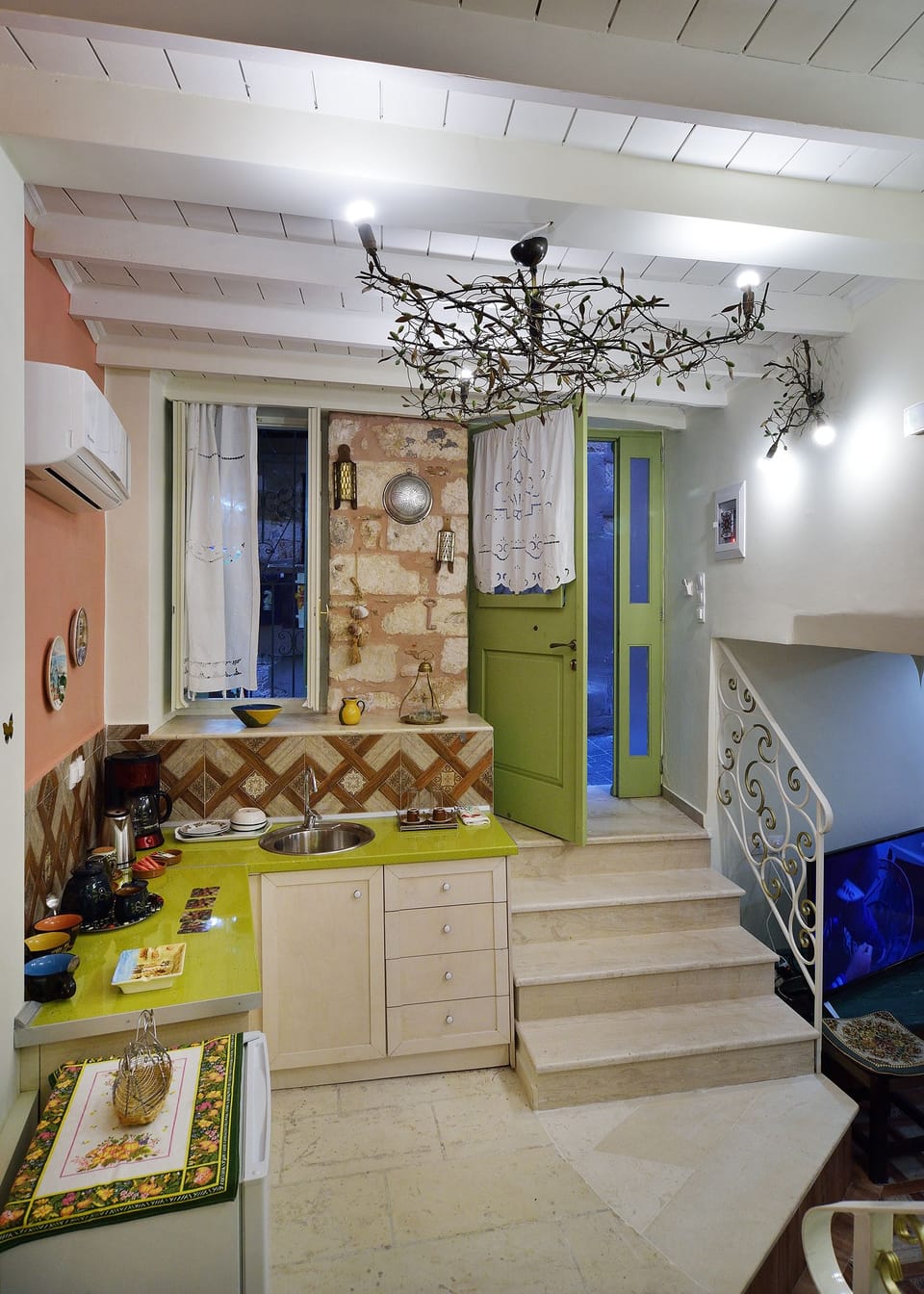 Junior Suite, 1 Double Bed (Five) | Hypo-allergenic bedding, in-room safe, individually decorated, desk