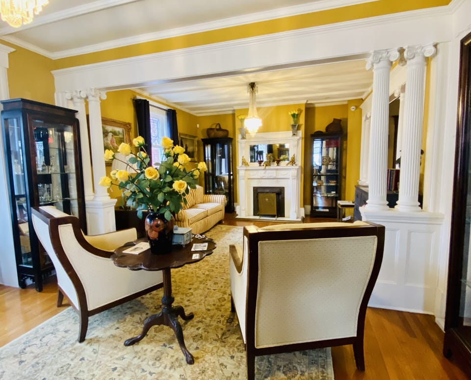 1000 Islands B&B – The Bulloch House Bed and Breakfast in Gananoque