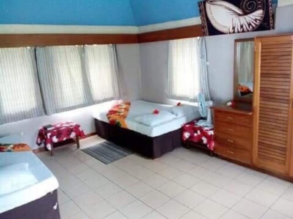Panoramic Cabin, 1 Bedroom, Ocean View, Beachfront | Iron/ironing board, WiFi, bed sheets