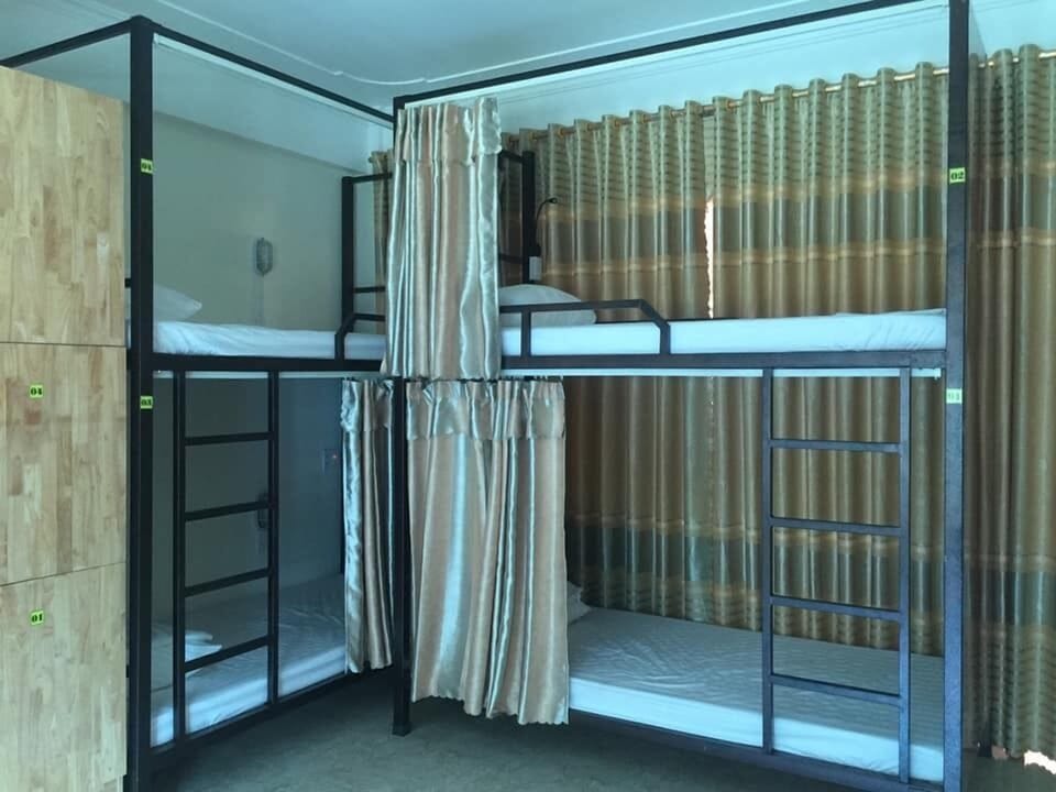 In-room safe, WiFi (free)