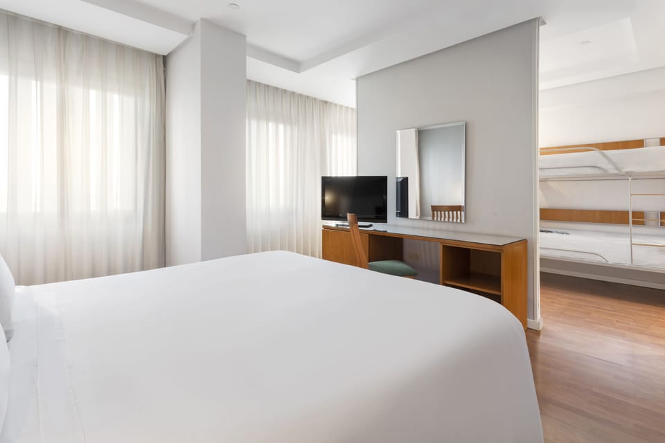 Hotel Madrid Chamartín Affiliated by Meliá Hotel in Madrid