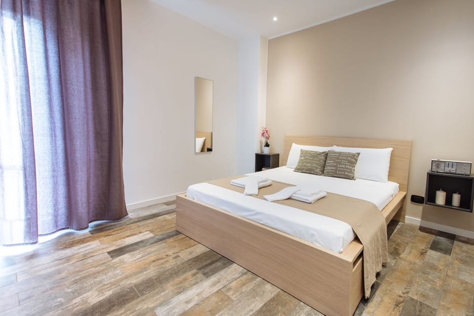 Luxury Double or Twin Room | Premium bedding, minibar, desk, soundproofing