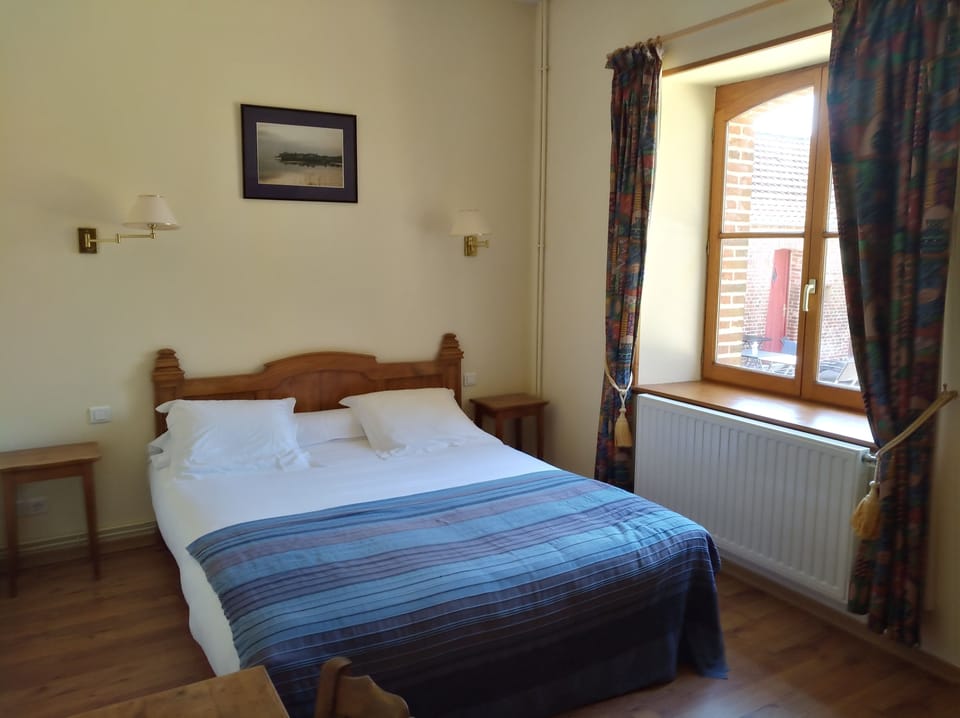 Superior Double Room | Individually decorated, individually furnished, desk, soundproofing