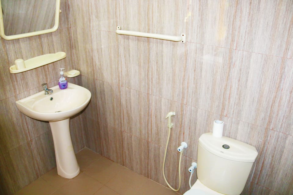 A&B Resort Negombo Hotel in Negombo