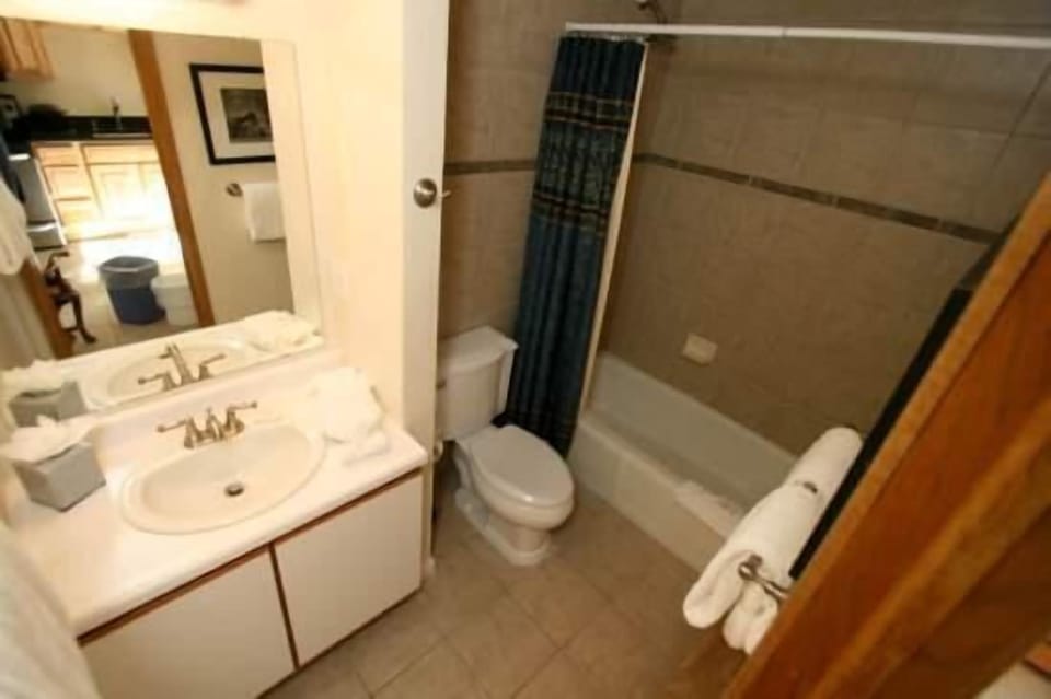 Studio | Bathroom | Towels