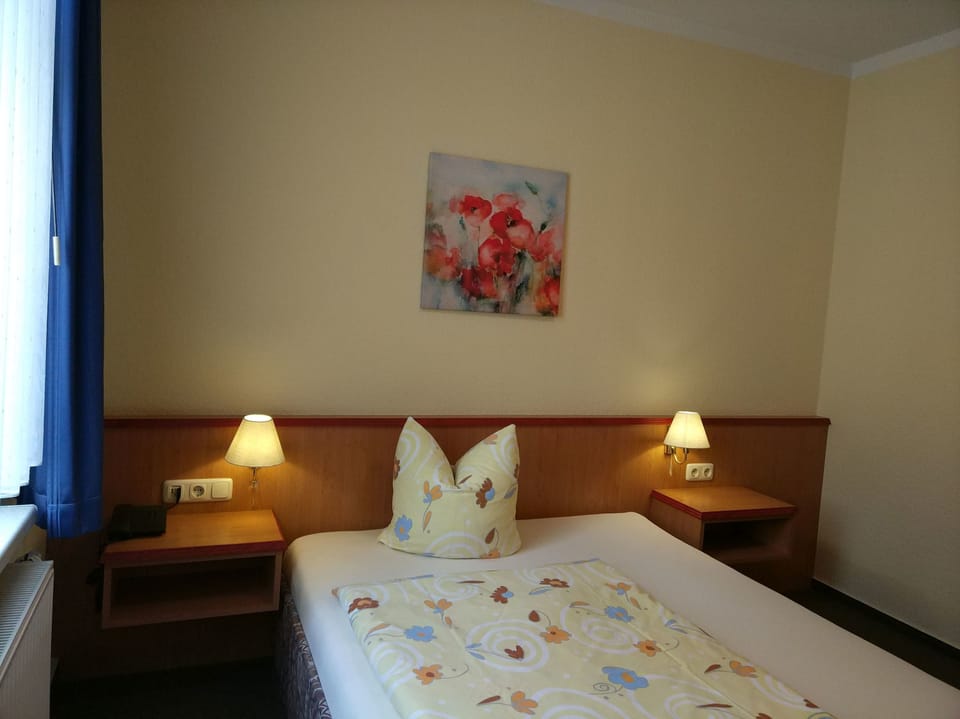 Superior Single Room, Private Bathroom