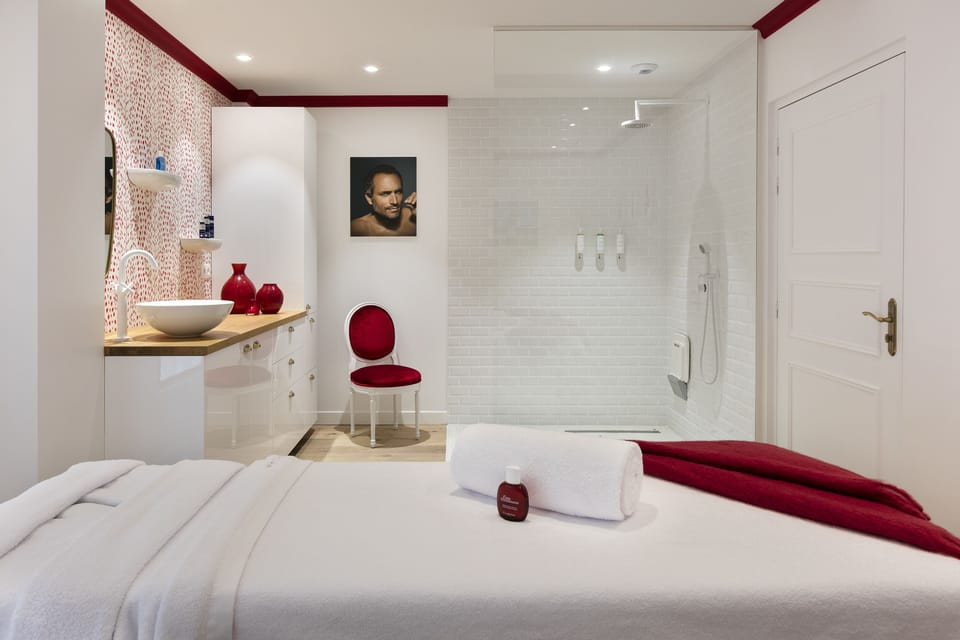 Sauna, steam room, body treatments, deep-tissue massages