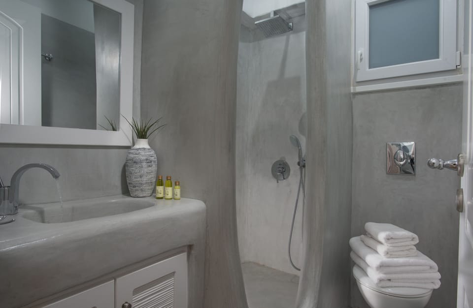Perla Suites - Delmar Collection Bed and Breakfast in Pollonia