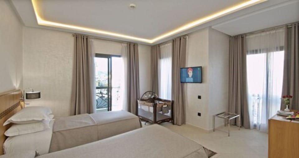 Deluxe Double or Twin Room | Premium bedding, minibar, in-room safe, desk
