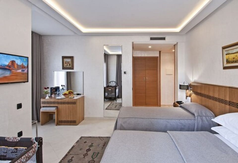 Deluxe Double or Twin Room | Premium bedding, minibar, in-room safe, desk