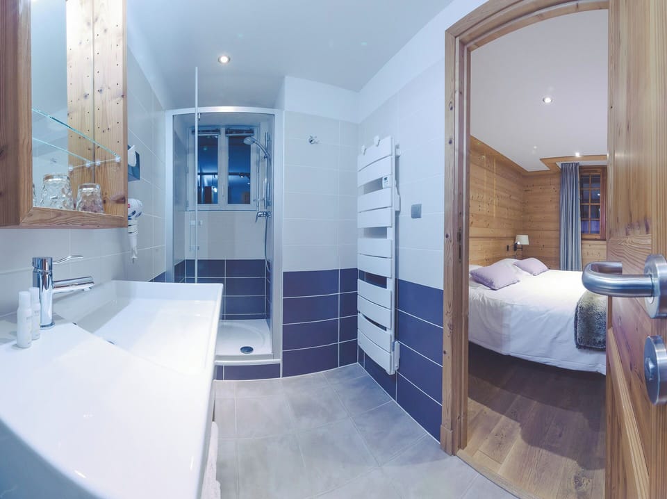 Free toiletries, hair dryer, bathrobes, slippers