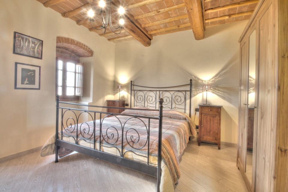 Apartment, 1 Bedroom (Tramontana) | Individually decorated, individually furnished, free WiFi, bed sheets