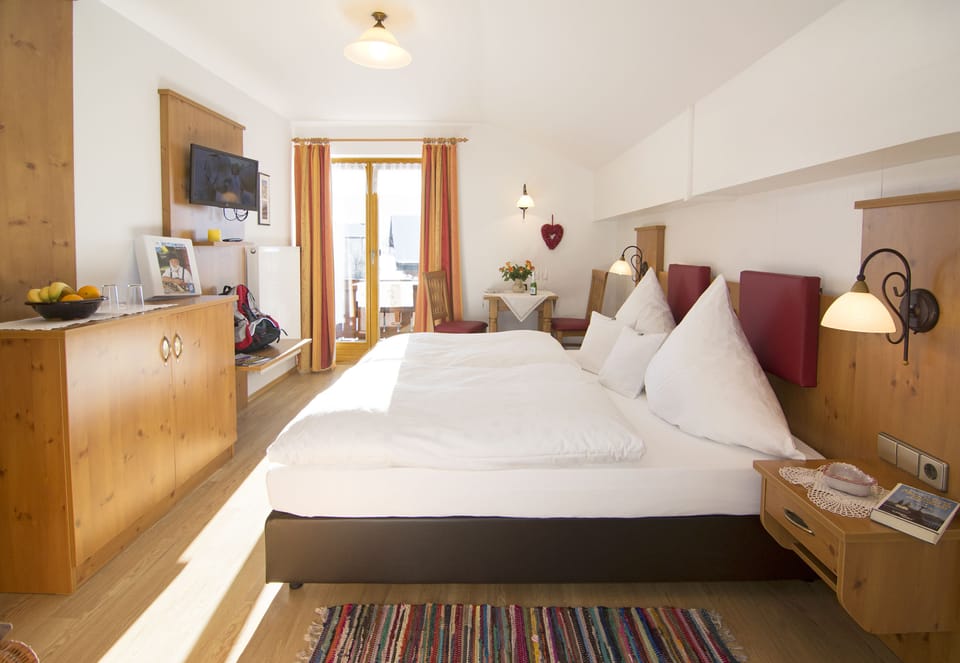 In-room safe, iron/ironing board, free WiFi, bed sheets