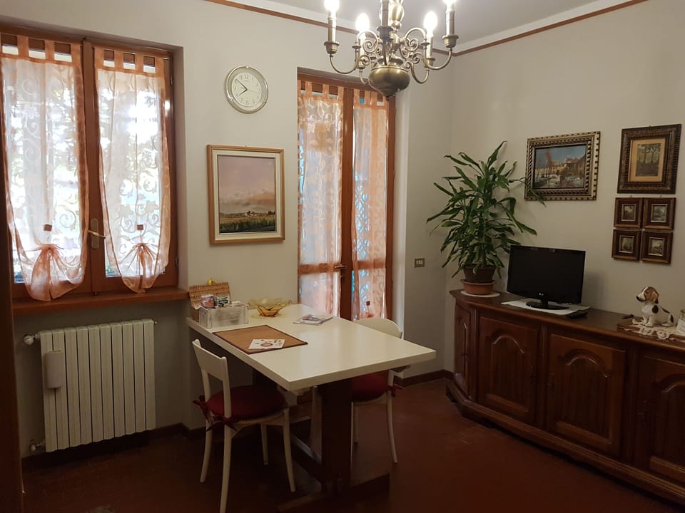 Apartment, 1 Bedroom | In-room dining