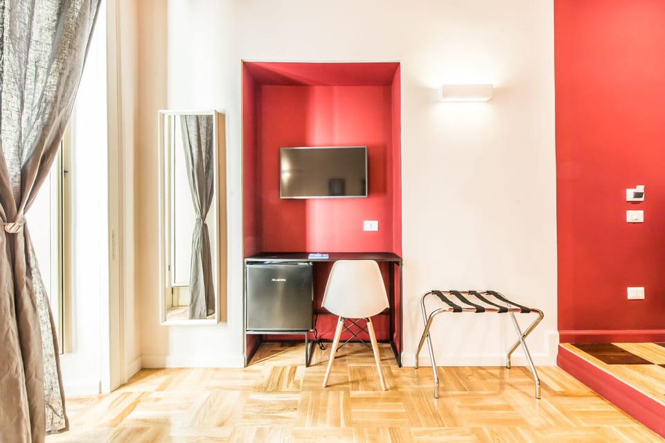 Deluxe Double Room | Minibar, desk, soundproofing, WiFi (free)