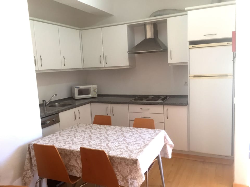 Family Apartment | Private kitchenette