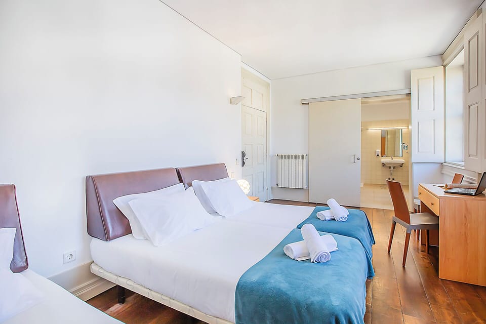 Twin Room, Accessible | 6 bedrooms, blackout drapes, iron/ironing board, free WiFi