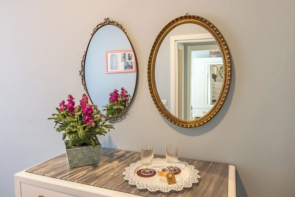 Superior Room, Balcony (c) | 1 bedroom, premium bedding, down comforters, minibar