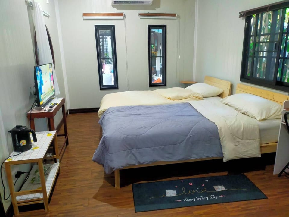 Basic Room, Non Smoking, Garden View | Free WiFi, bed sheets