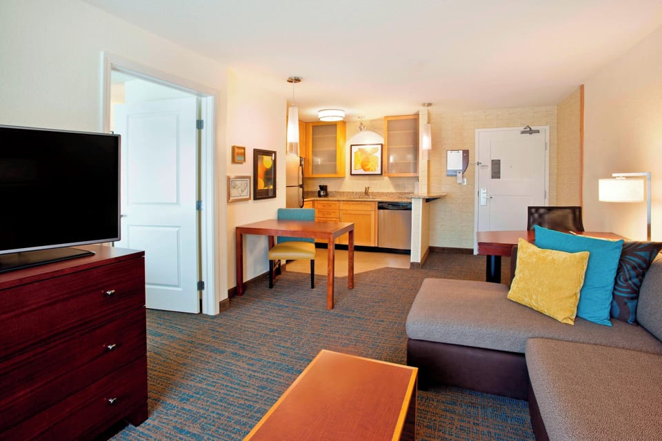 Suite, 1 Bedroom | Living area | LCD TV