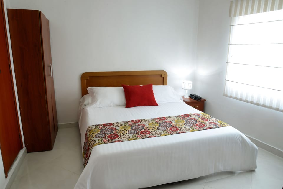 Executive Double Room, 1 Double Bed, Non Smoking | In-room safe, free WiFi