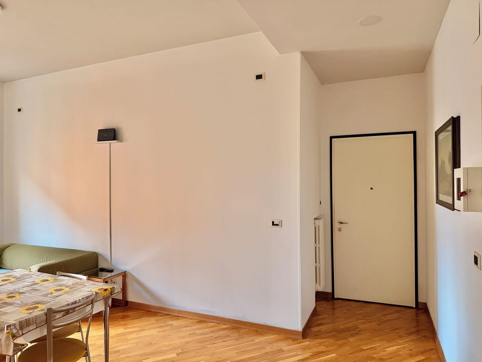 Classic Apartment, 2 Bedrooms, Kitchen | Living area | 32-inch flat-screen TV with digital channels, TV