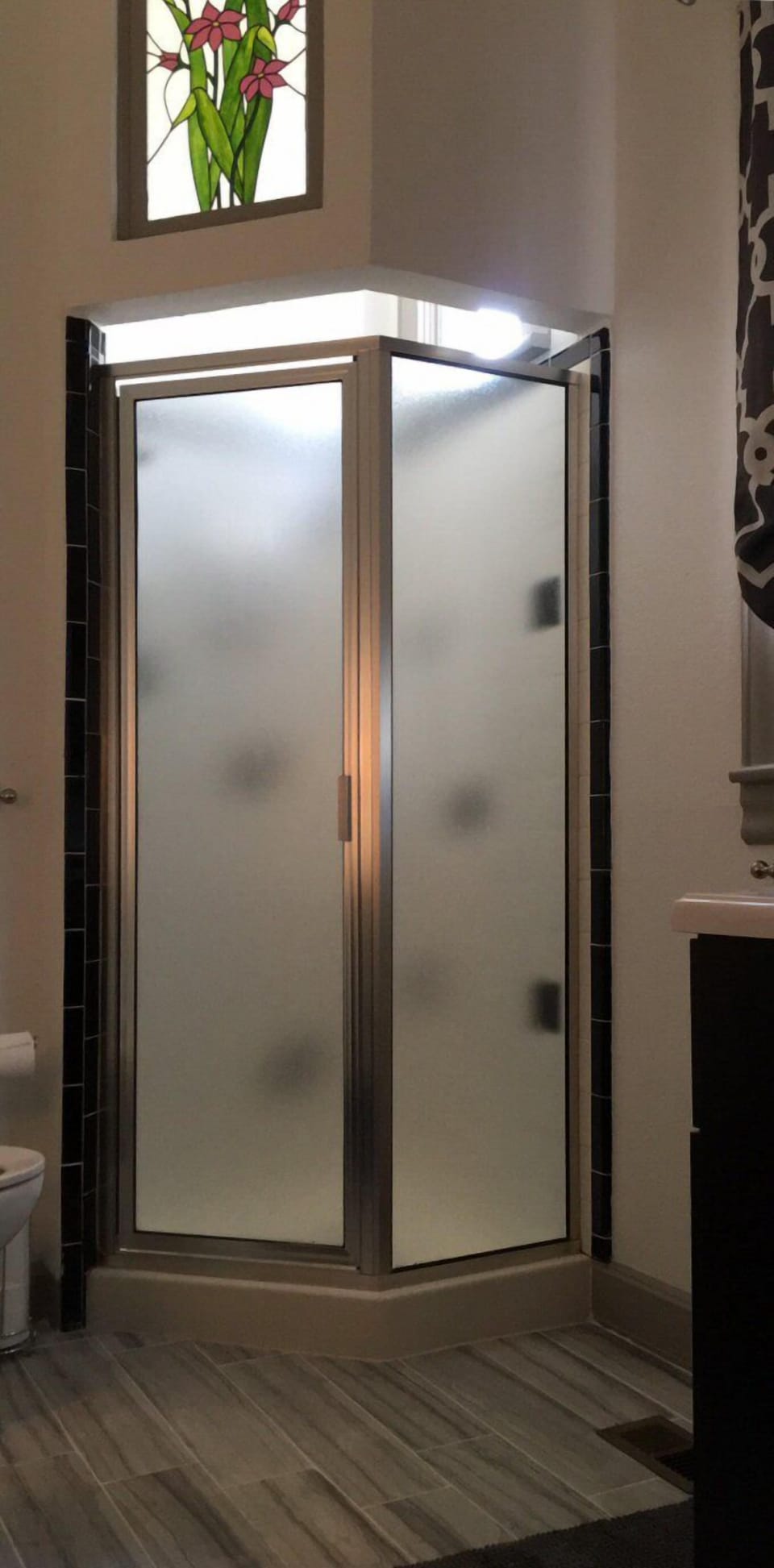 Hygge Hideaway | Bathroom shower